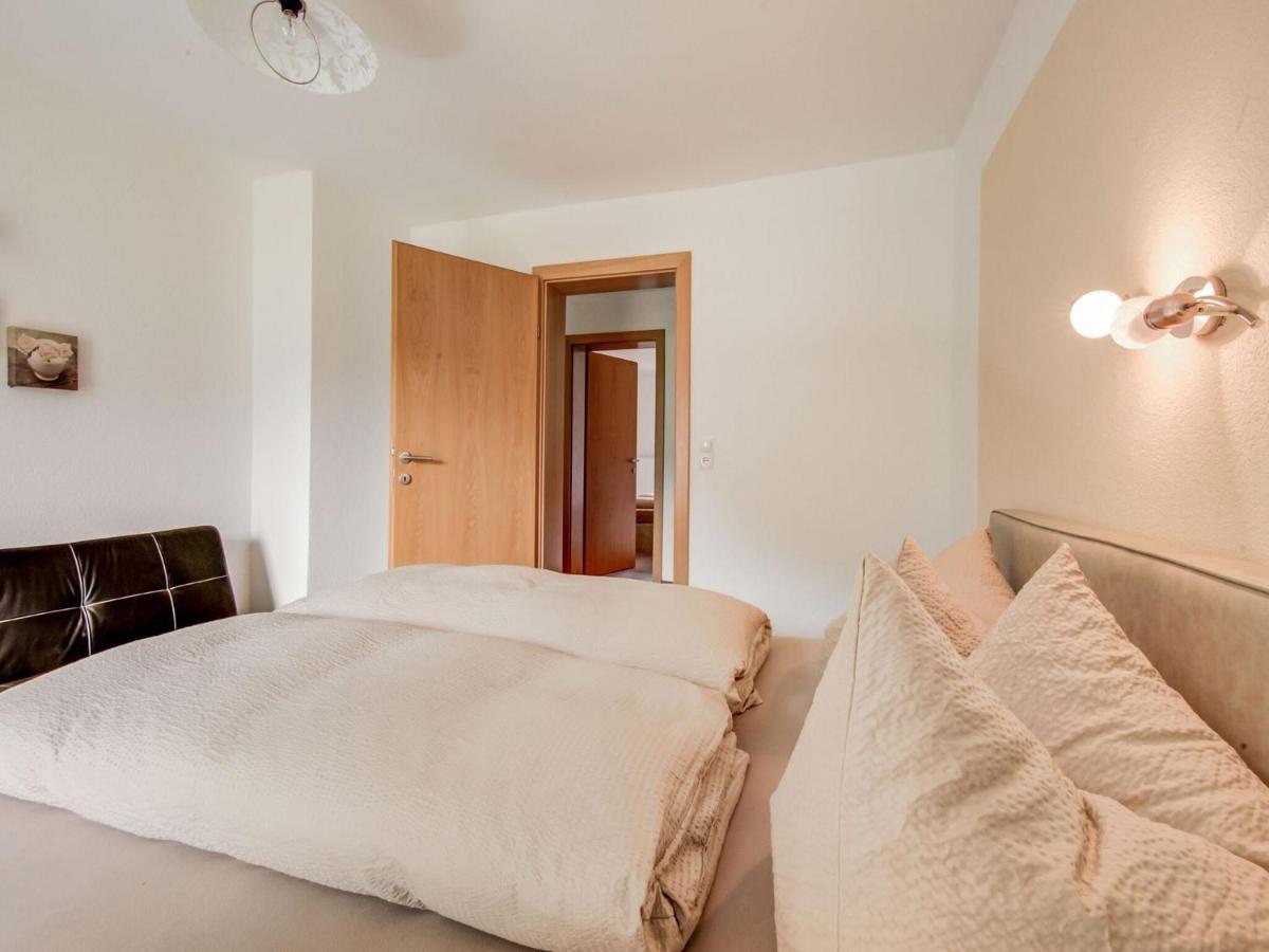Attractive Apartment In Hainzenberg With Ski Room Eksteriør bilde